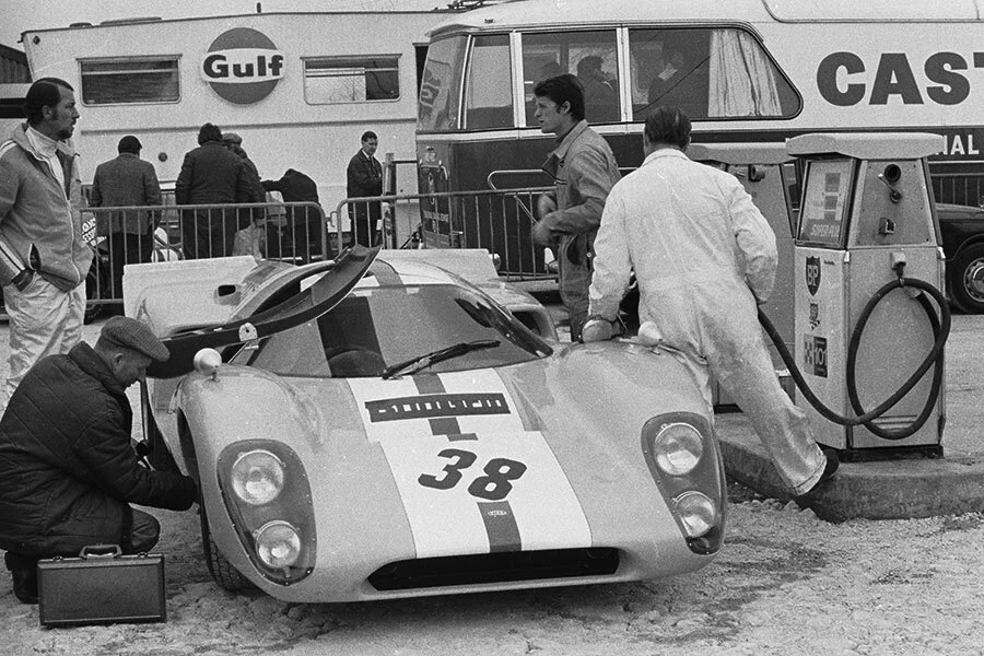 Lola T70 Mk3B GT chassis SL76/143 — Supercar Nostalgia